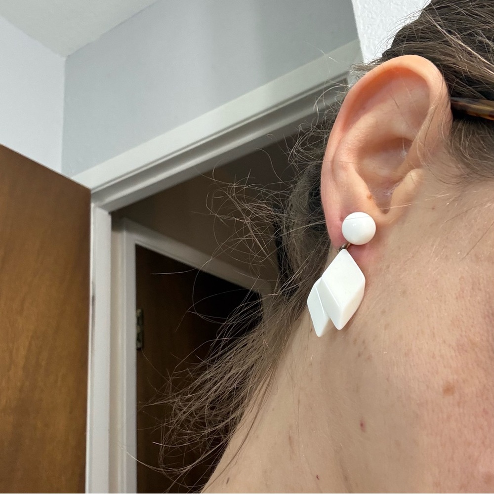 Vintage White Clip-On Earrings - Geometric Diamond Drops